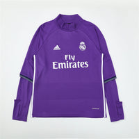 Camiseta de entrenamiento retro de manga larga del Real Madrid 16/17