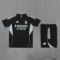 Camiseta y Pantalón corto Entrenamiento Real Madrid 25/26