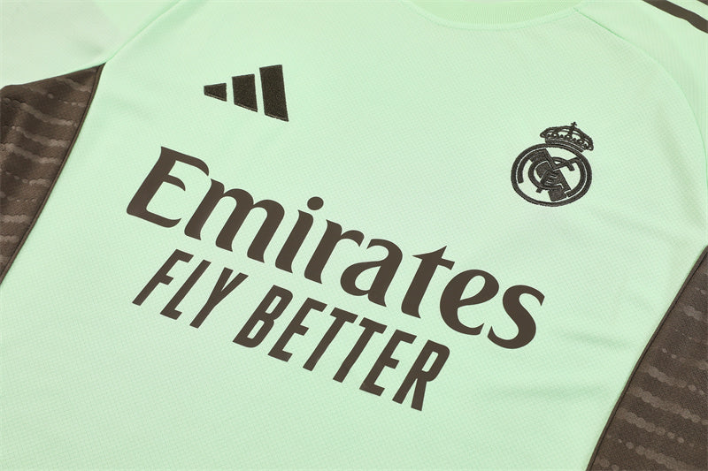Camiseta y Pantalones Cortos Niños Real Madrid 25/26