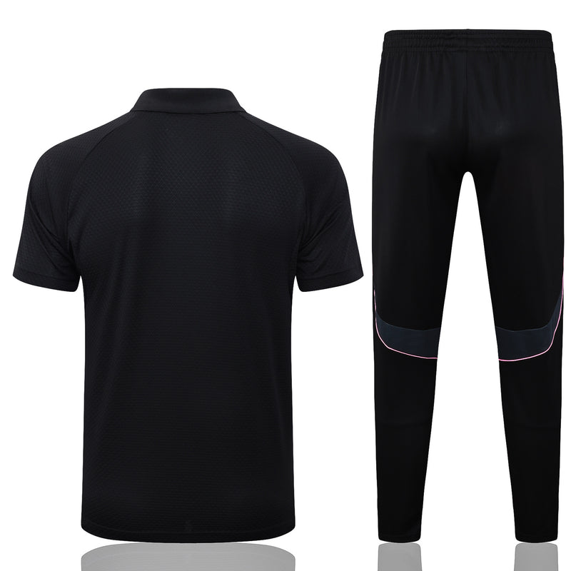Camiseta y pantalón Juventus 25/26