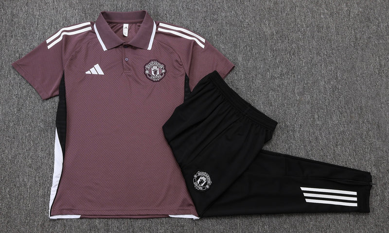 Camiseta y pantalón Manchester United 25/26