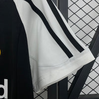 Camiseta Retro Real Madrid Away 01/02