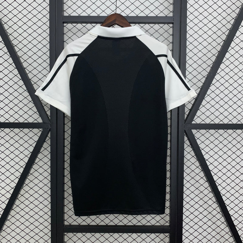 Camiseta Retro Real Madrid Away 01/02