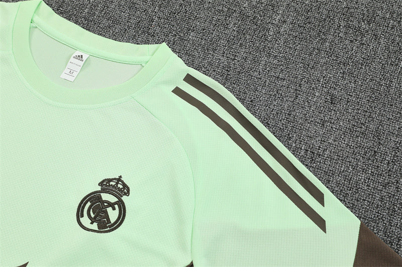 Camiseta y Pantalones Cortos Niños Real Madrid 25/26
